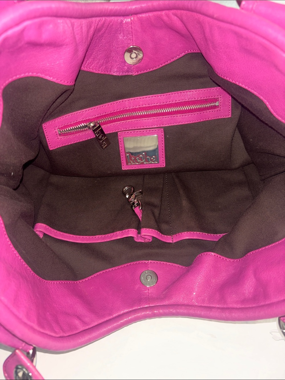 KOOBA BRAND…. MAGENTA PINK LEATHER SHOULDER BAG SILVER HARDWARE STUD DESIGN - Picture 4 of 11